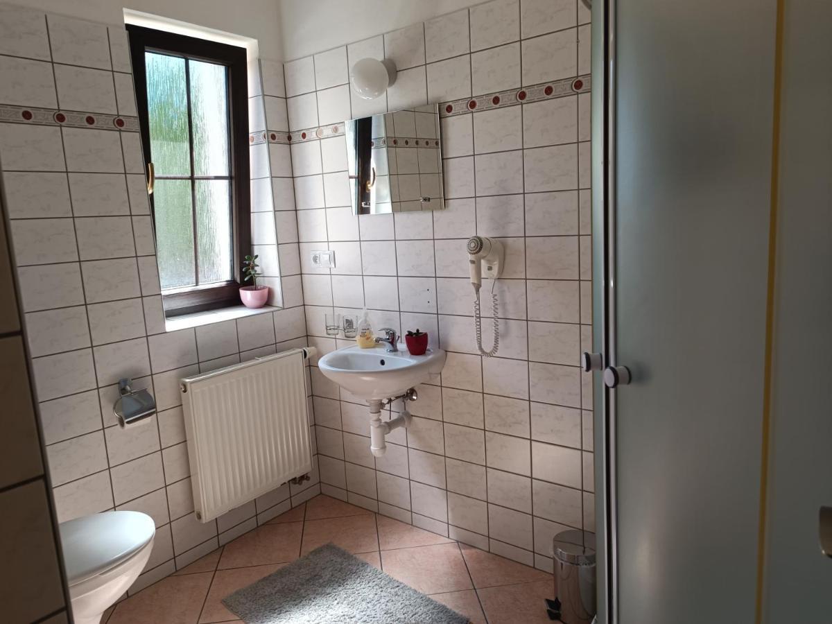 Budget Dreibettzimmer