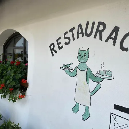 Hostinec U Pejska A Kocicky-3